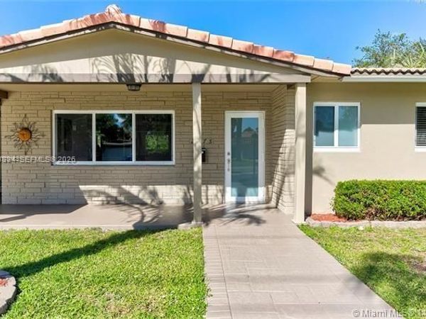 2675 NE 8th St, Unit 2675, Pompano Beach, FL 33062