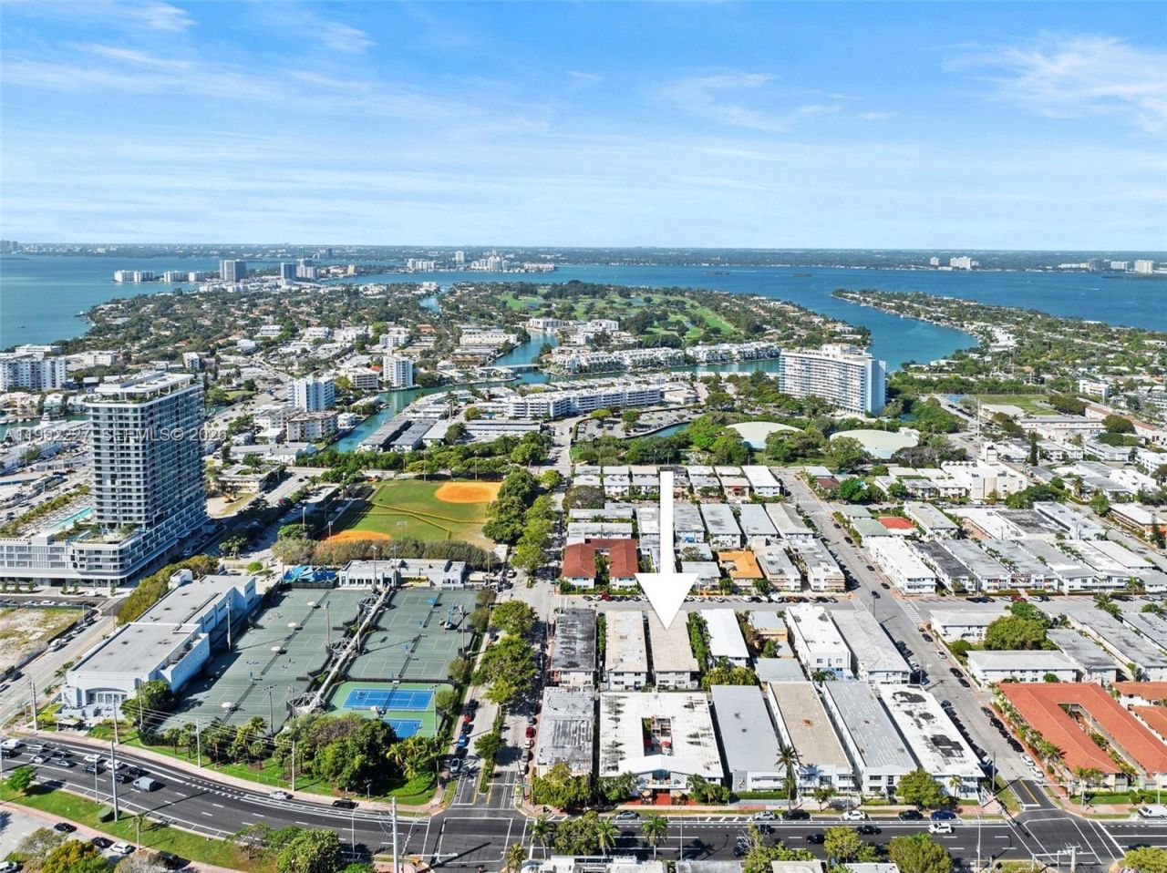 7315 Byron Ave , Unit 10, Miami Beach, FL 33141 Photo