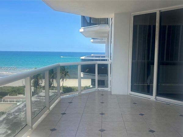 4779 Collins Ave, Unit 808, Miami Beach, FL 33140