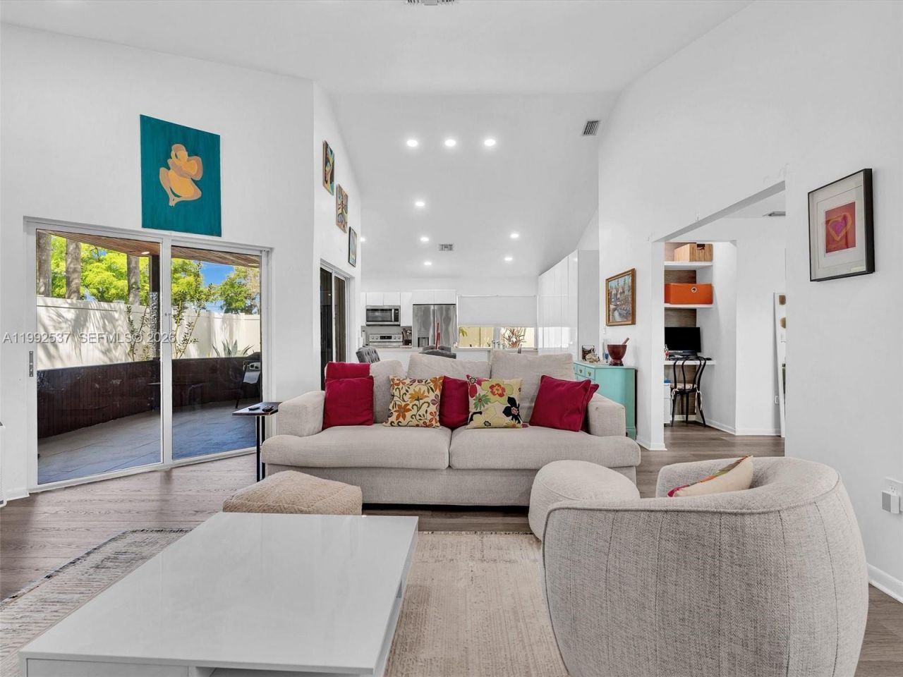 371 NW 101st Ter, Pembroke Pines, FL 33026 Photo