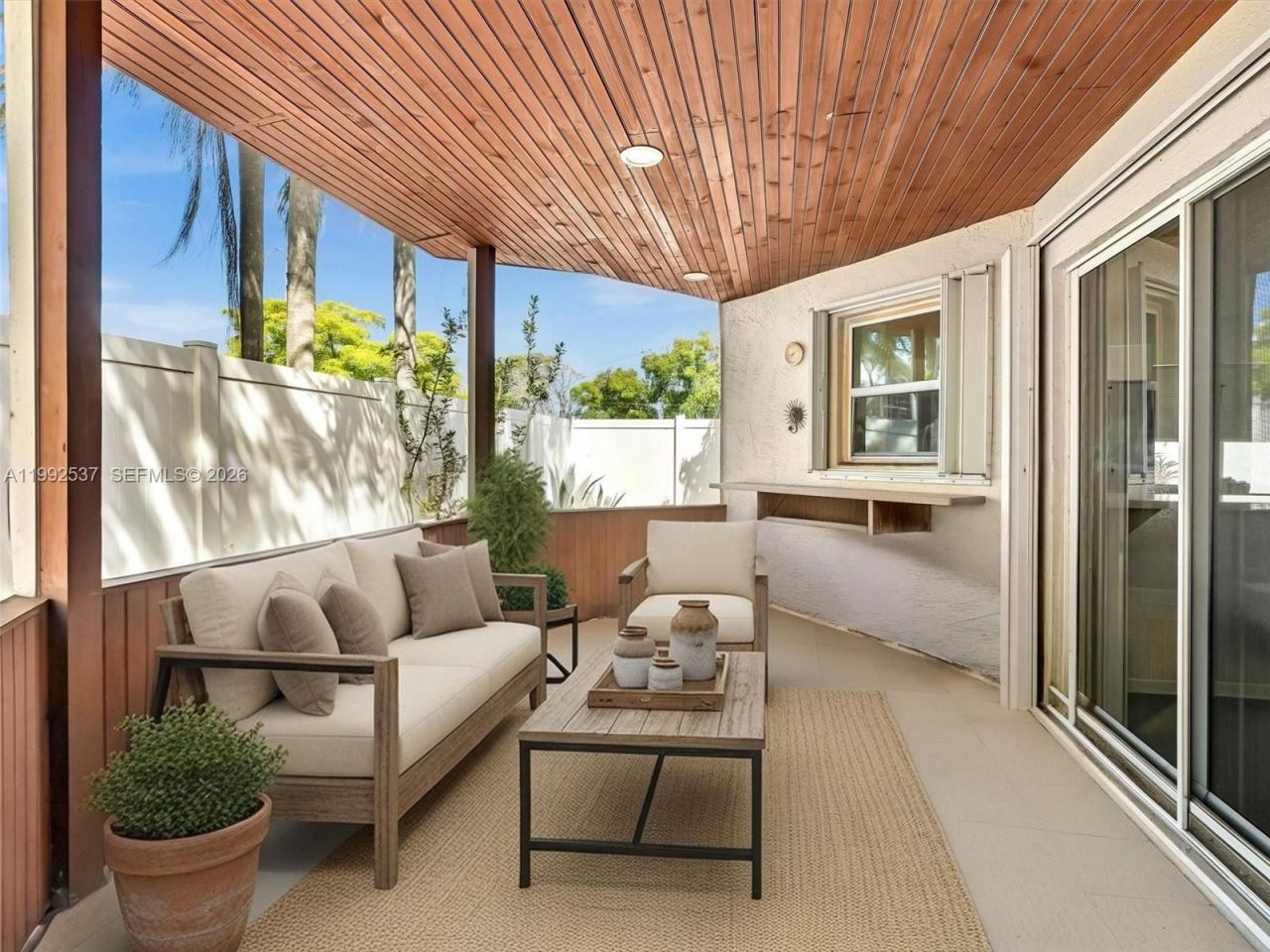 371 NW 101st Ter, Pembroke Pines, FL 33026 Photo