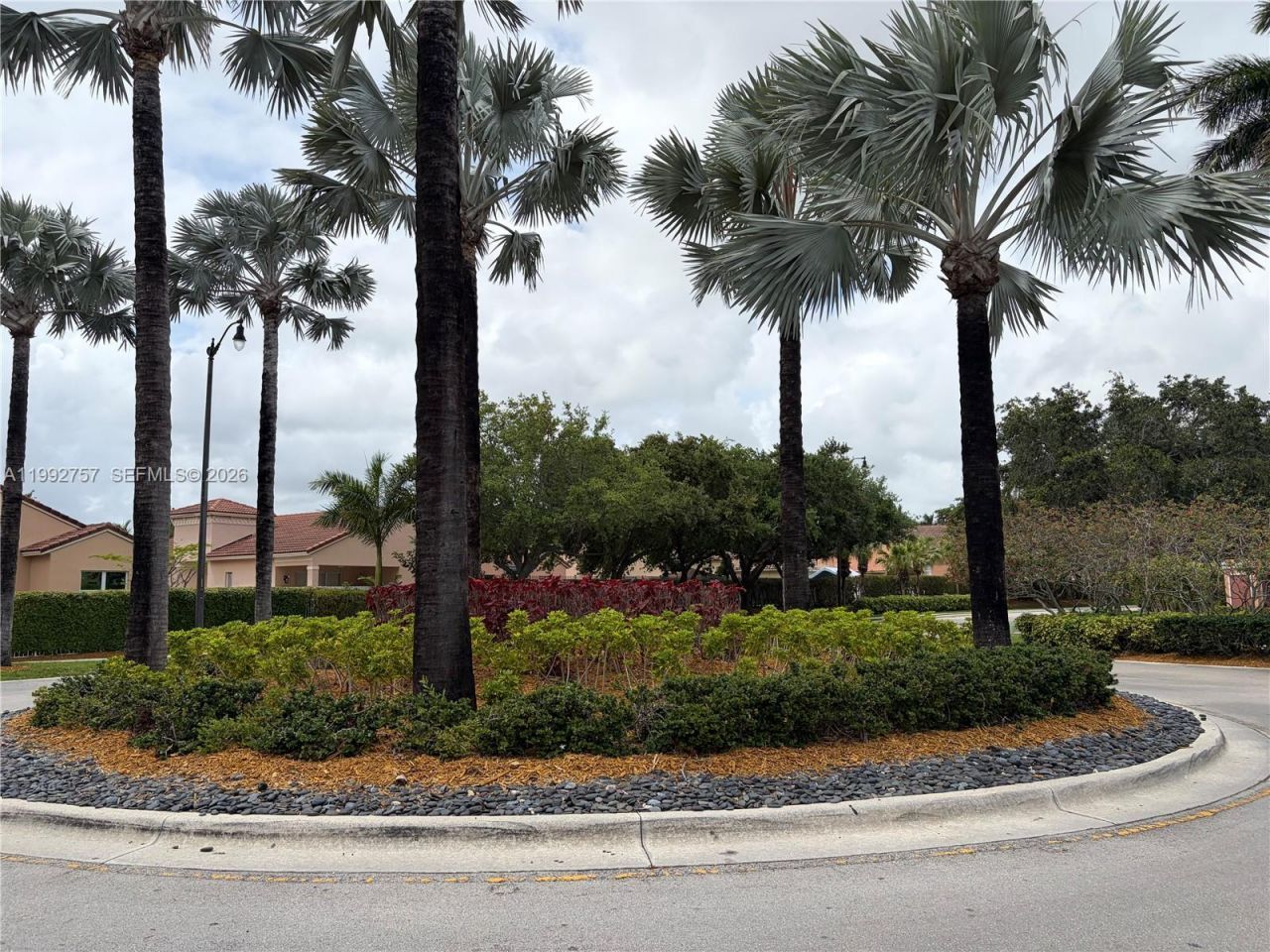 2281 NE 42nd Ave, Homestead, FL 33033 Photo