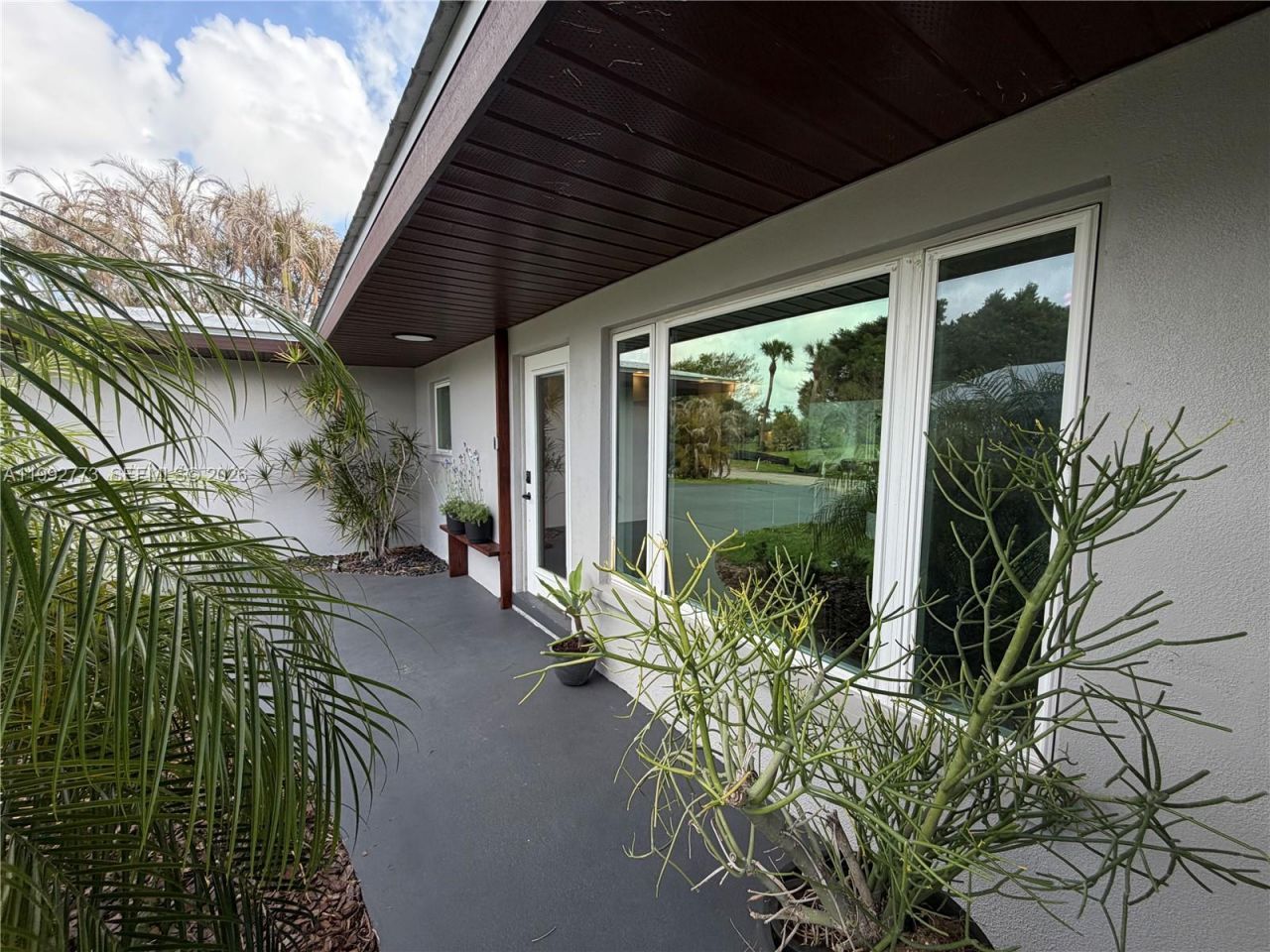 2497 NW South Manor Ave, Stuart, FL 34994 Photo