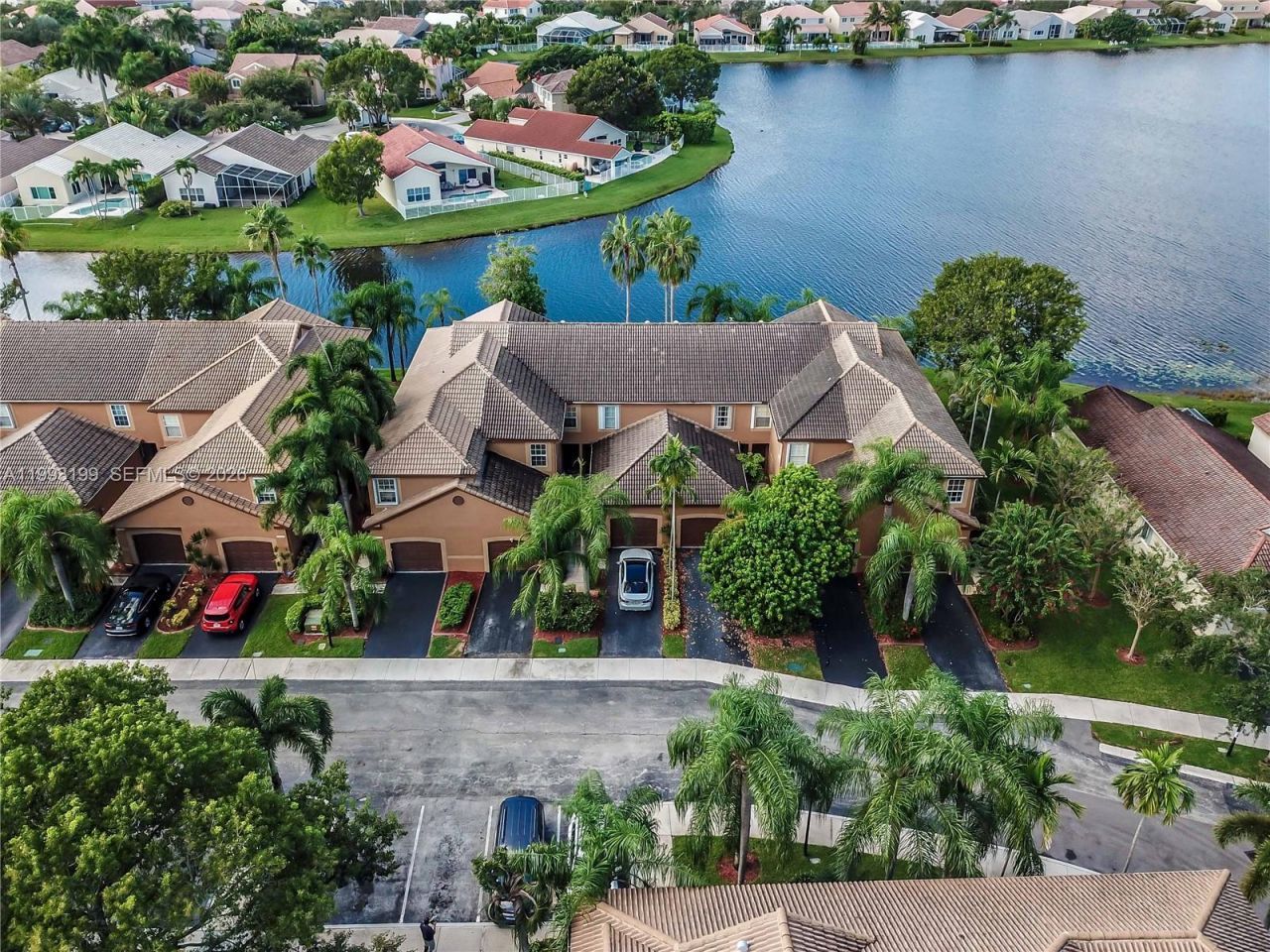 1337 Presidio Dr , Unit 5-40, Weston, FL 33327 Photo