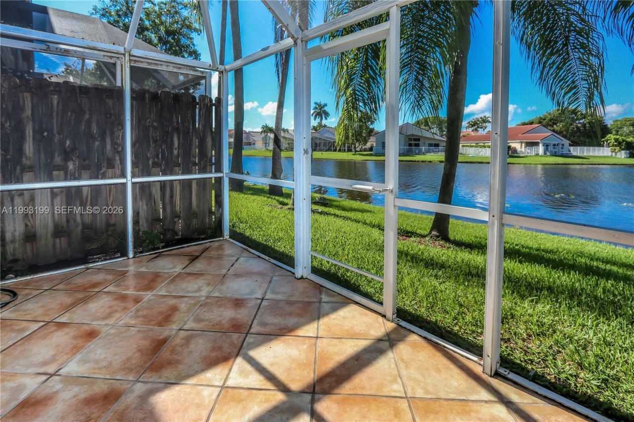 1337 Presidio Dr , Unit 5-40, Weston, FL 33327 Photo