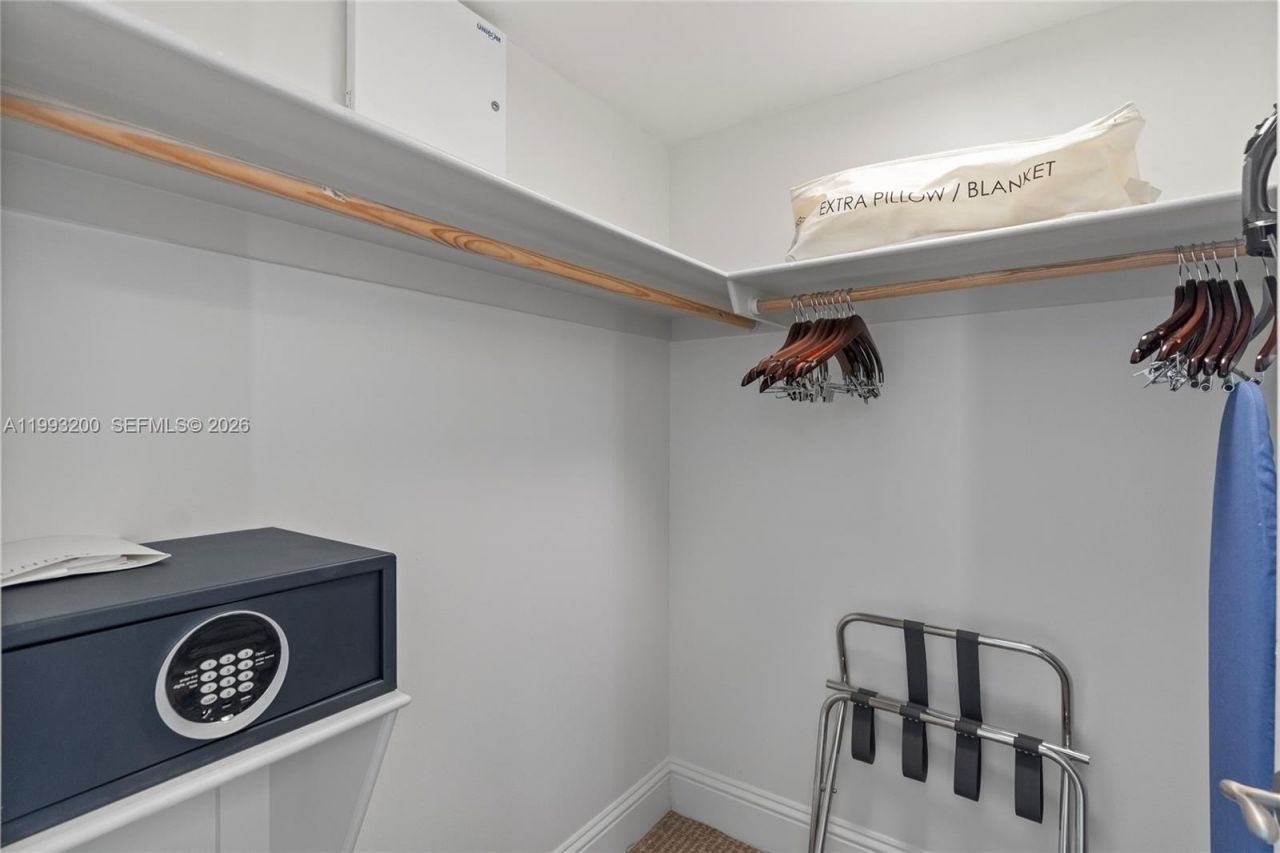4401 Collins Ave, Unit 2612, Miami Beach, FL 33140 Photo