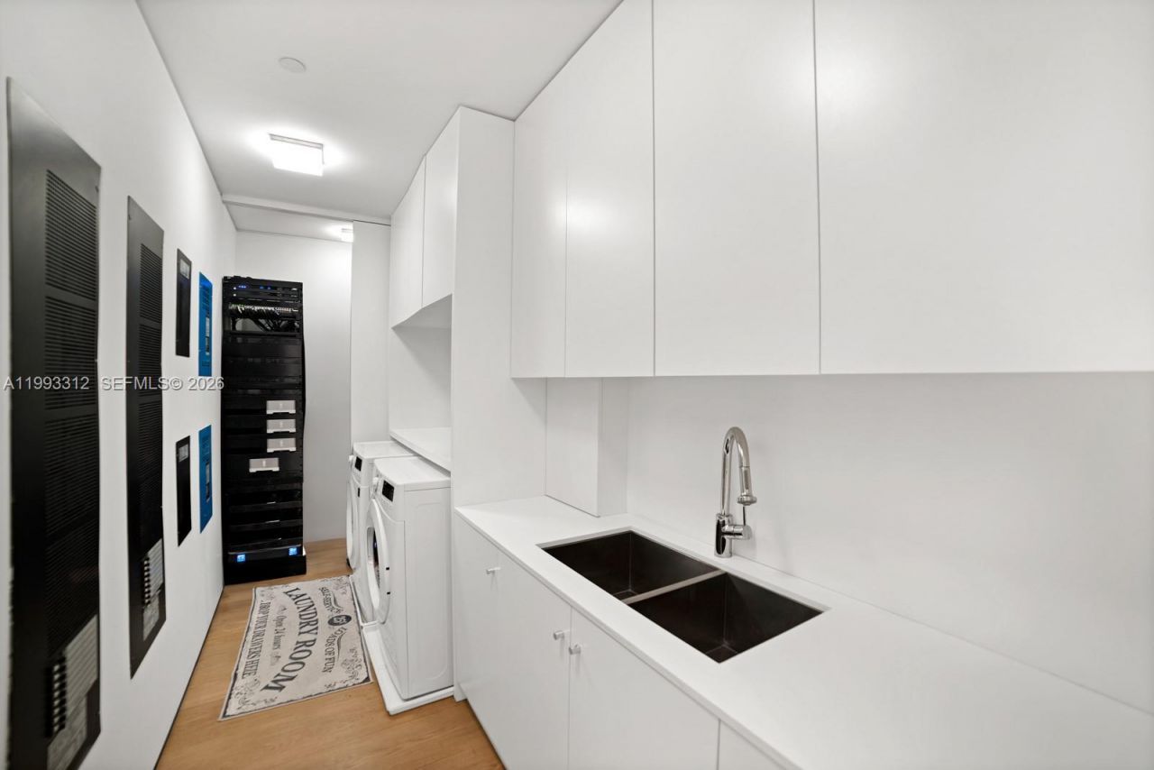 100 S Pointe Dr , Unit 1106/07, Miami Beach, FL 33139 Photo