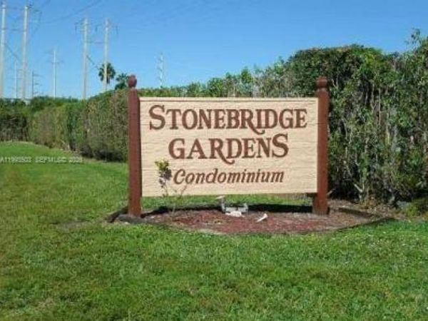 2864 NW 55th Ave, Unit 1C, Lauderhill, FL 33313