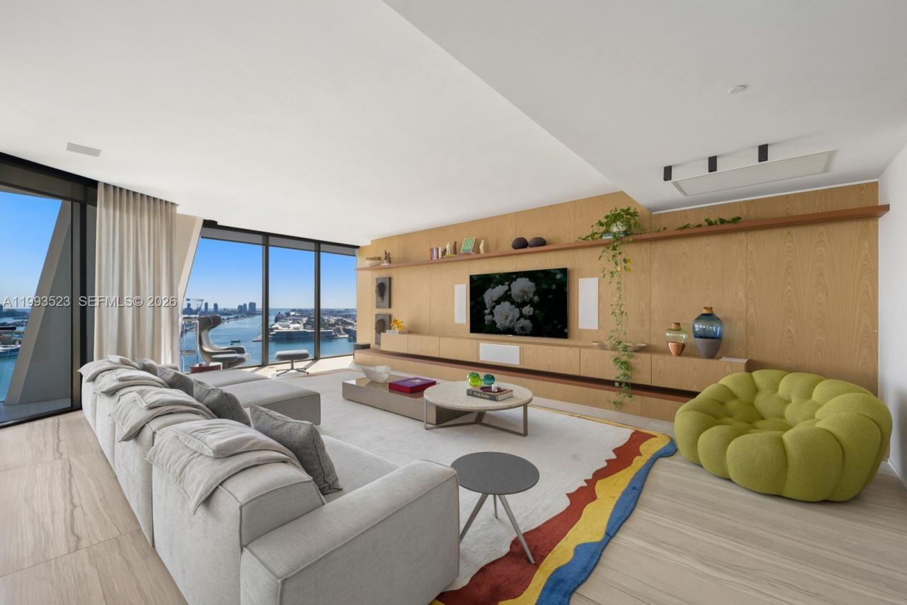 1000 Biscayne Blvd , Unit 2702, Miami, FL 33132 Photo