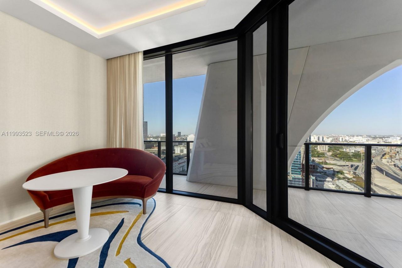 1000 Biscayne Blvd , Unit 2702, Miami, FL 33132 Photo