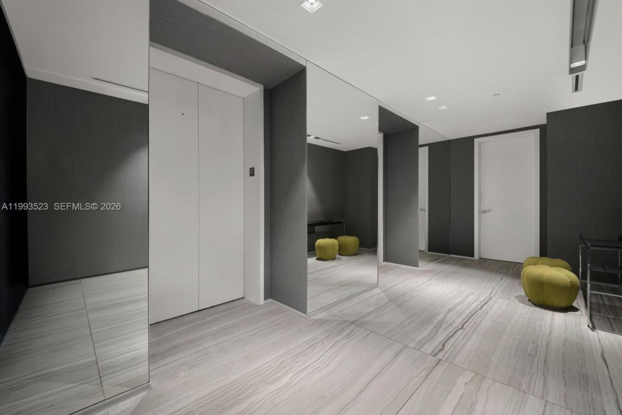 1000 Biscayne Blvd , Unit 2702, Miami, FL 33132 Photo