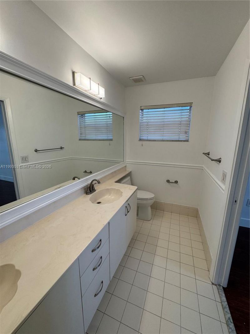 5763 NW 97th Ct , Doral, FL 33178 Photo