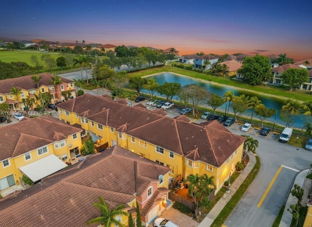 16603 SW 79th Ter , Miami, FL 33193 Photo