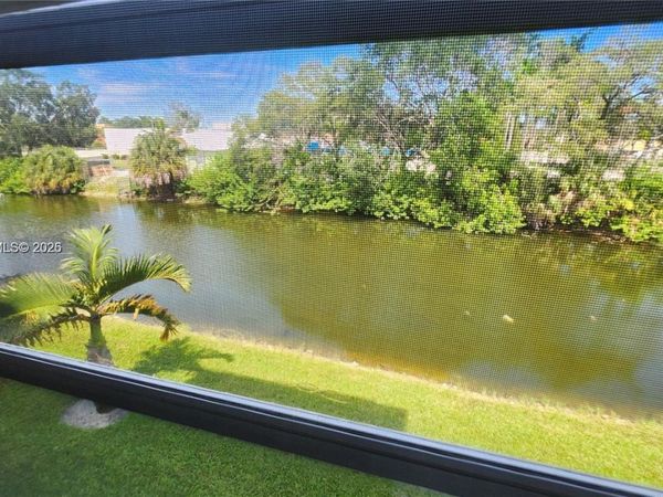 4299 NW 16th St, Unit 209, Lauderhill, FL 33313