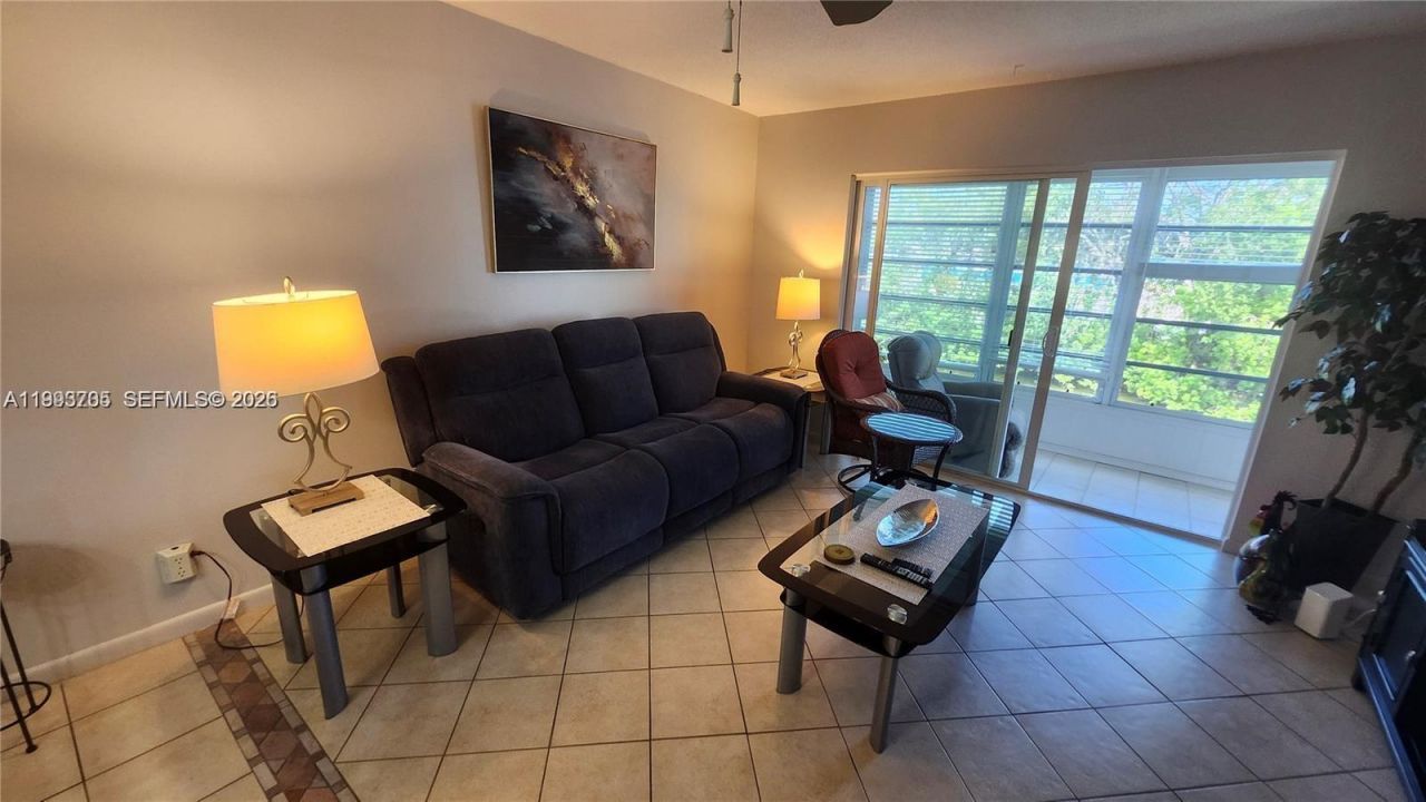 4299 NW 16th St, Unit 209, Lauderhill, FL 33313 Photo