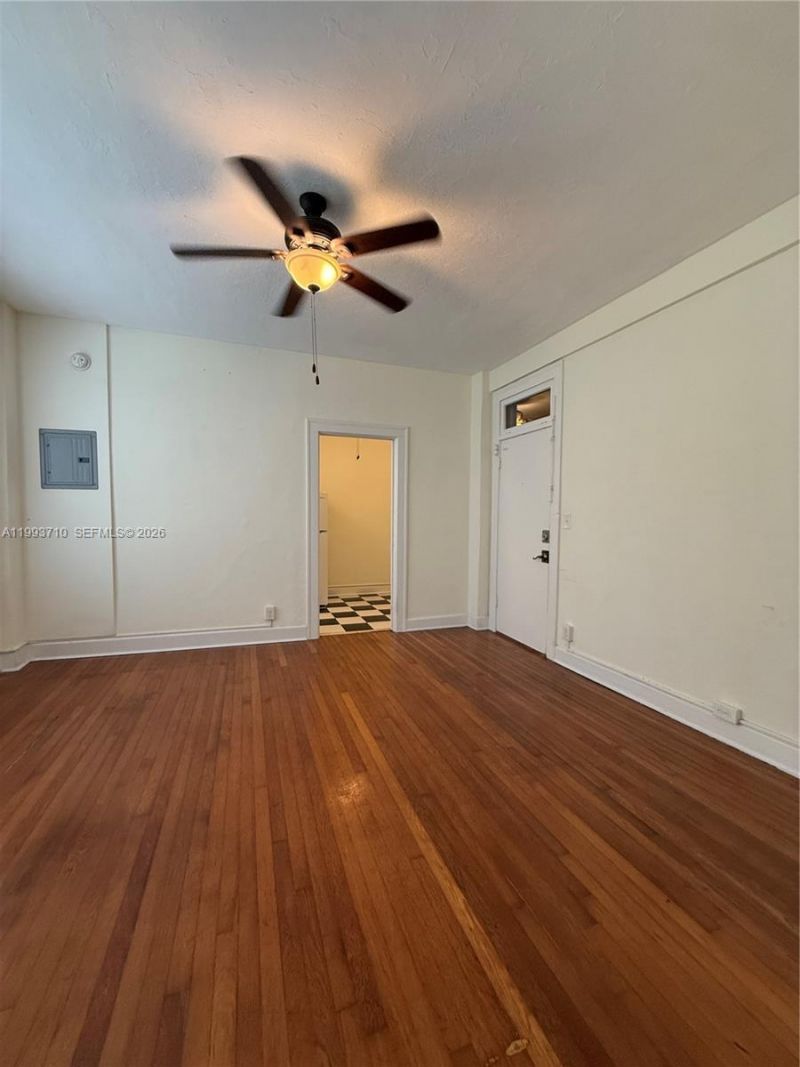 1361 Meridian Ave, Unit 4, Miami Beach, FL 33139 Photo