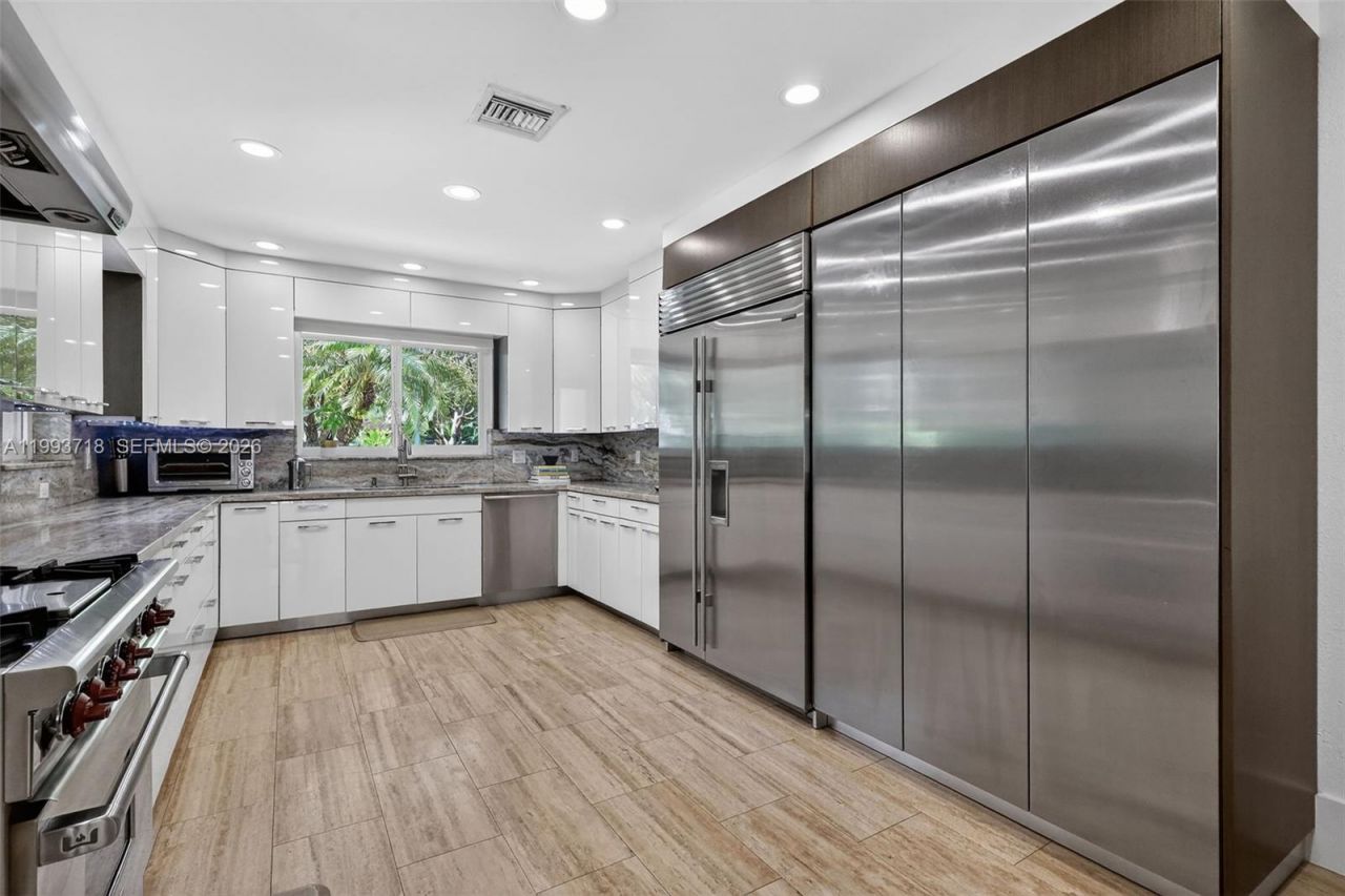 3258 Riviera Dr , Coral Gables, FL 33134 Photo