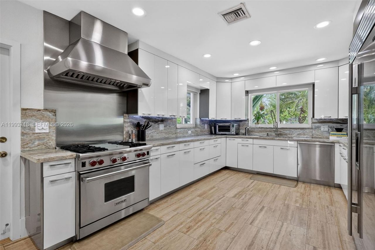 3258 Riviera Dr , Coral Gables, FL 33134 Photo