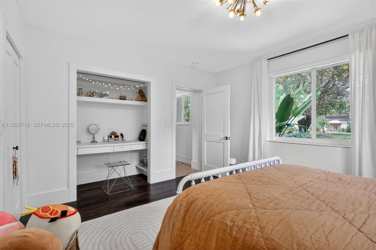 3258 Riviera Dr , Coral Gables, FL 33134 Photo