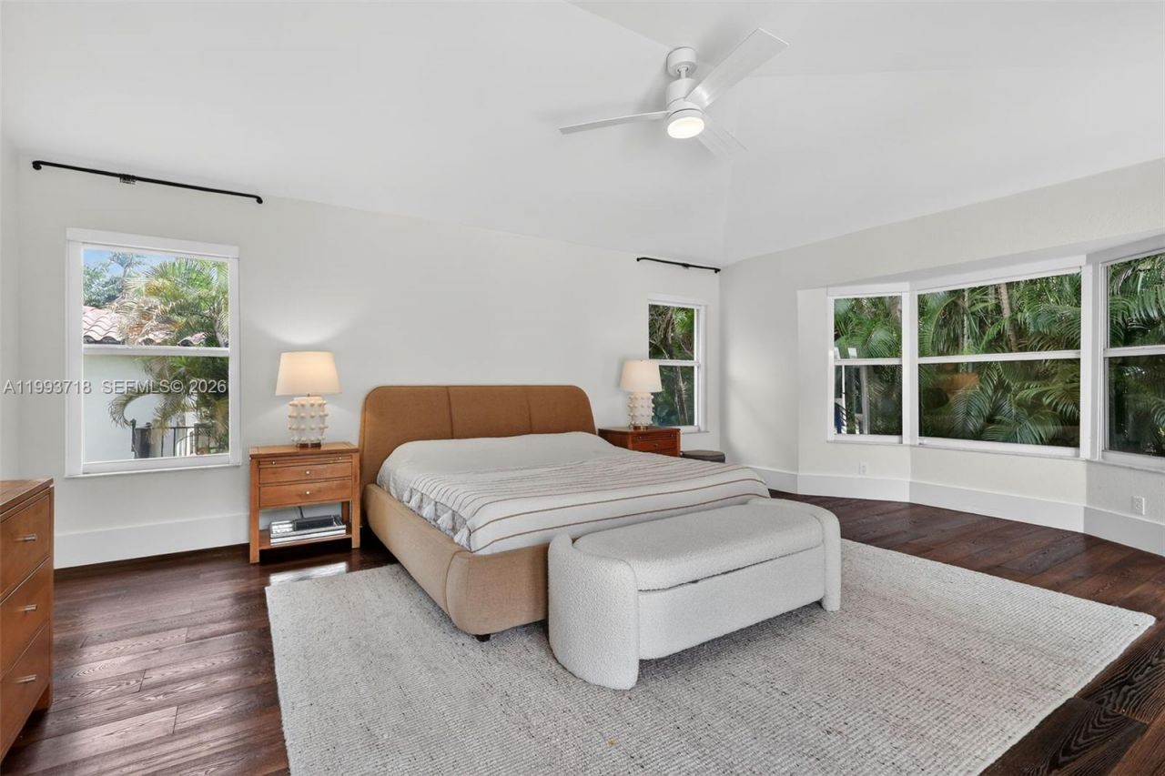 3258 Riviera Dr , Coral Gables, FL 33134 Photo