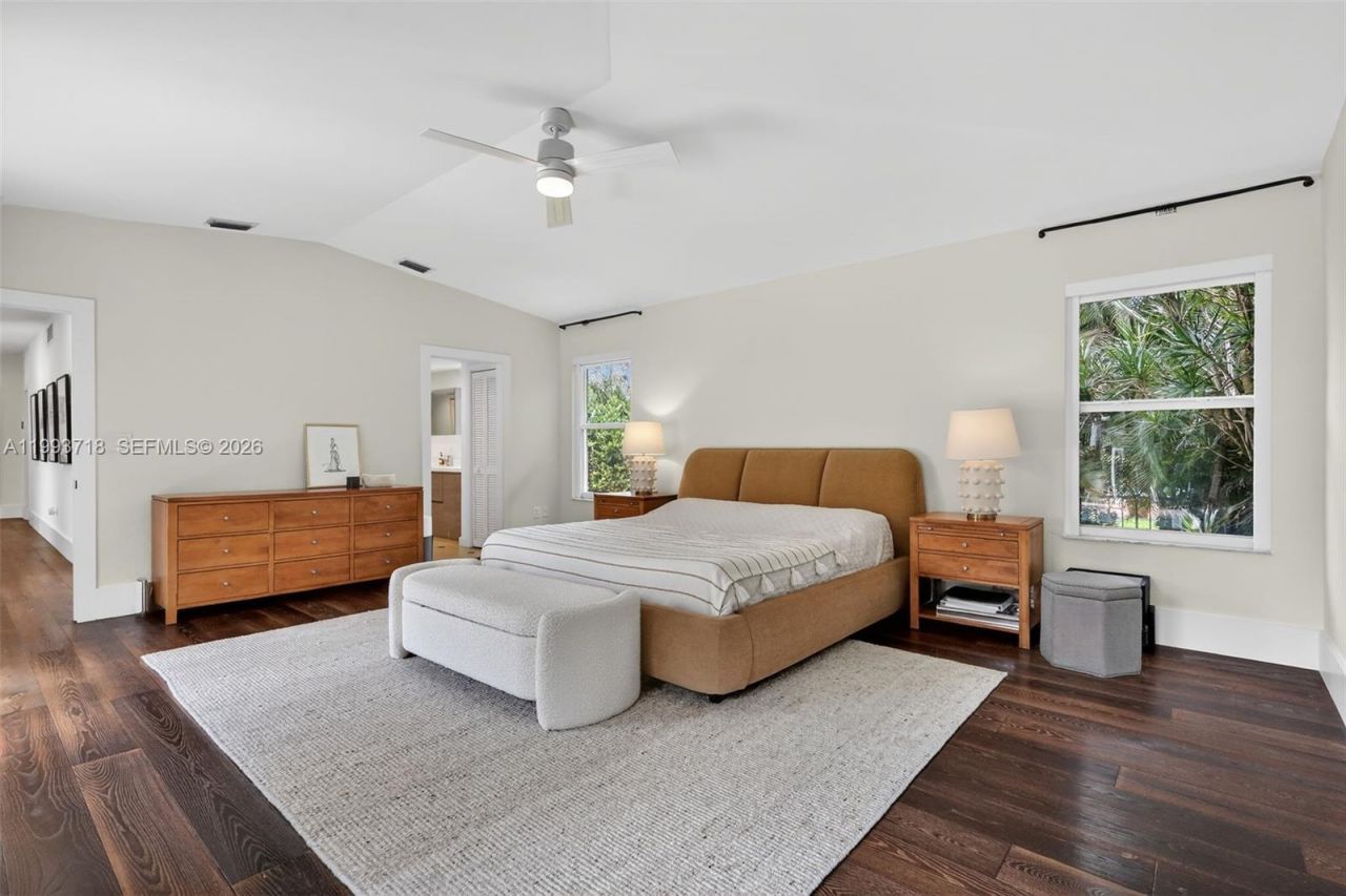 3258 Riviera Dr , Coral Gables, FL 33134 Photo