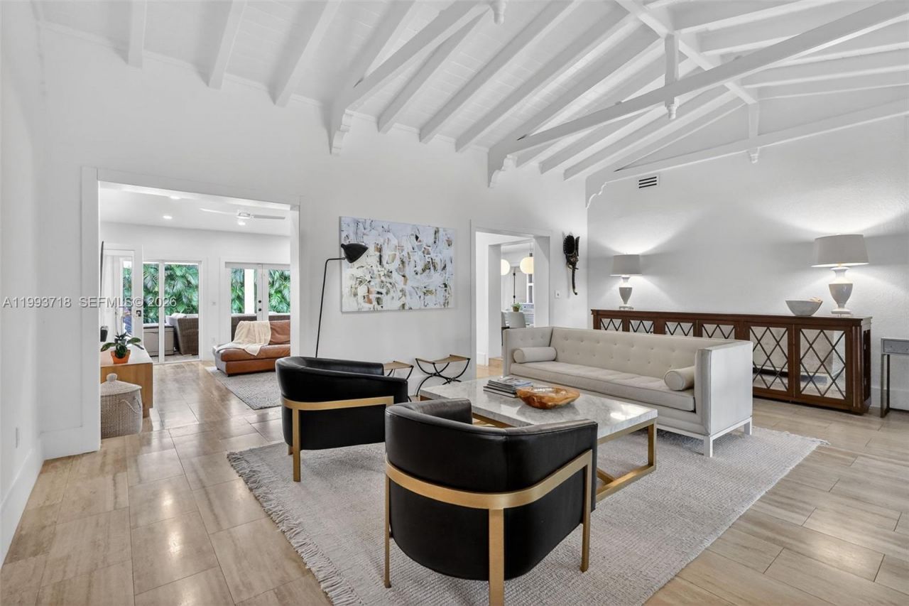 3258 Riviera Dr , Coral Gables, FL 33134 Photo