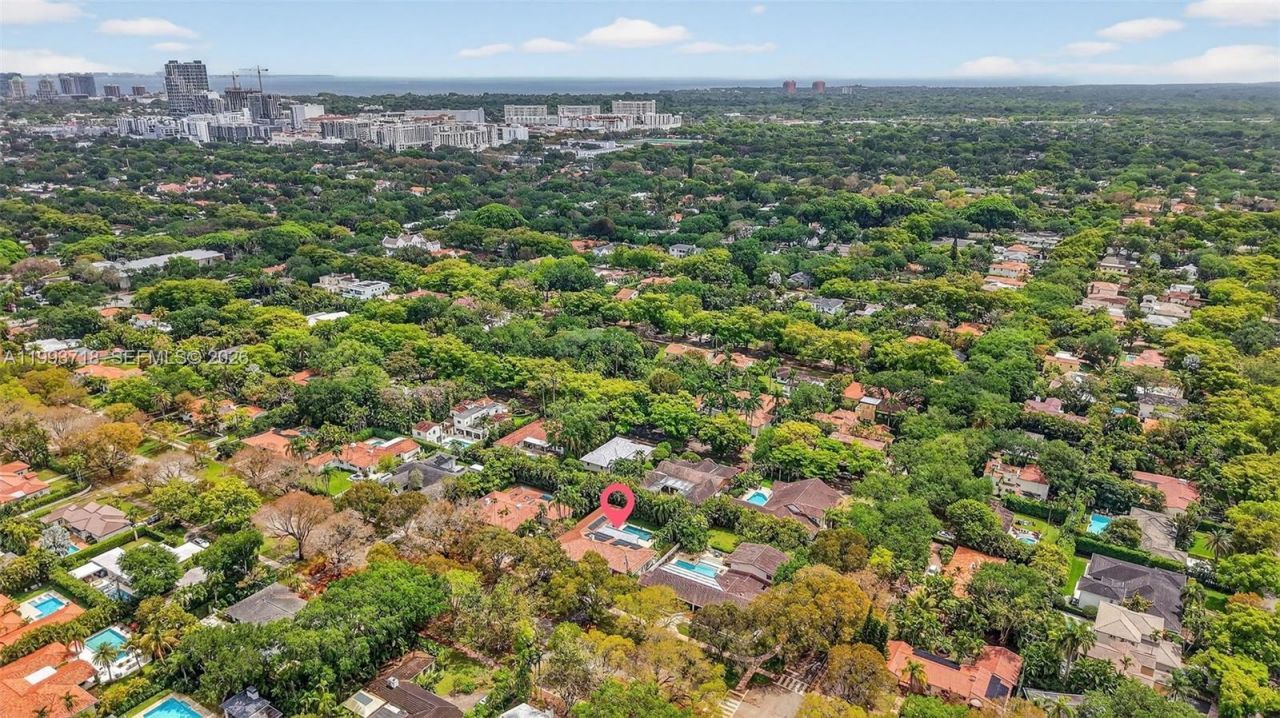 3258 Riviera Dr , Coral Gables, FL 33134 Photo