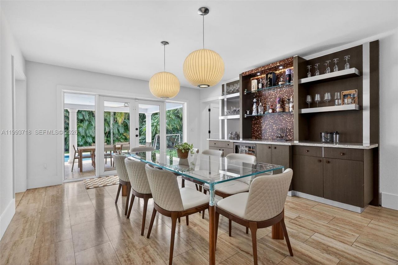 3258 Riviera Dr , Coral Gables, FL 33134 Photo