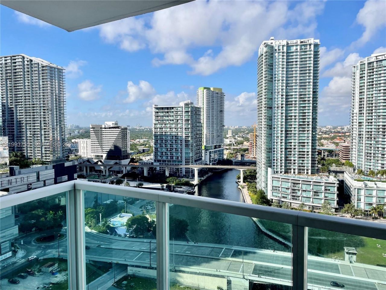 31 SE 5th St, Unit 2805, Miami, FL 33131 Photo