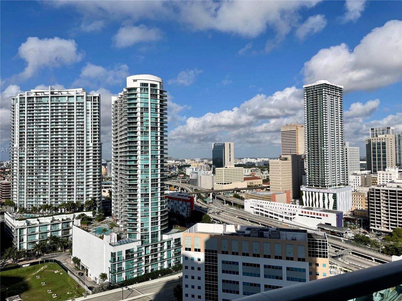 31 SE 5th St, Unit 2805, Miami, FL 33131 Photo