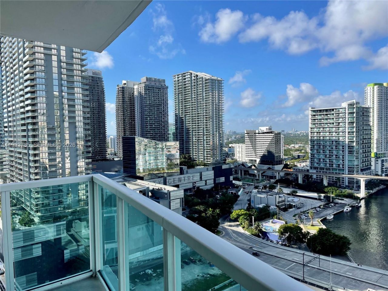 31 SE 5th St, Unit 2805, Miami, FL 33131 Photo