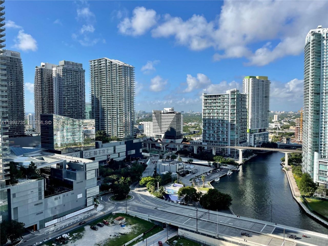 31 SE 5th St, Unit 2805, Miami, FL 33131 Photo