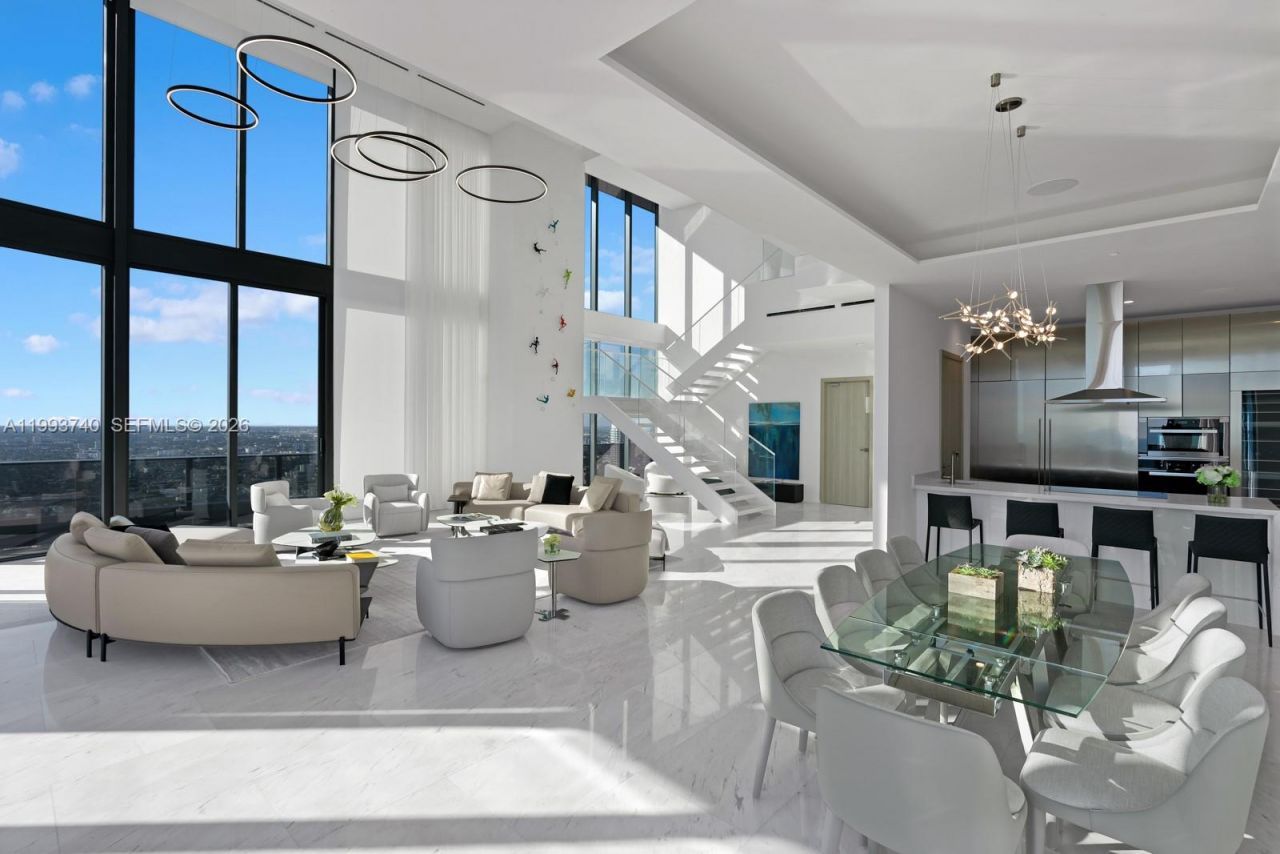 1000 Brickell Plz, Unit UPH6202, Miami, FL 33131 Photo