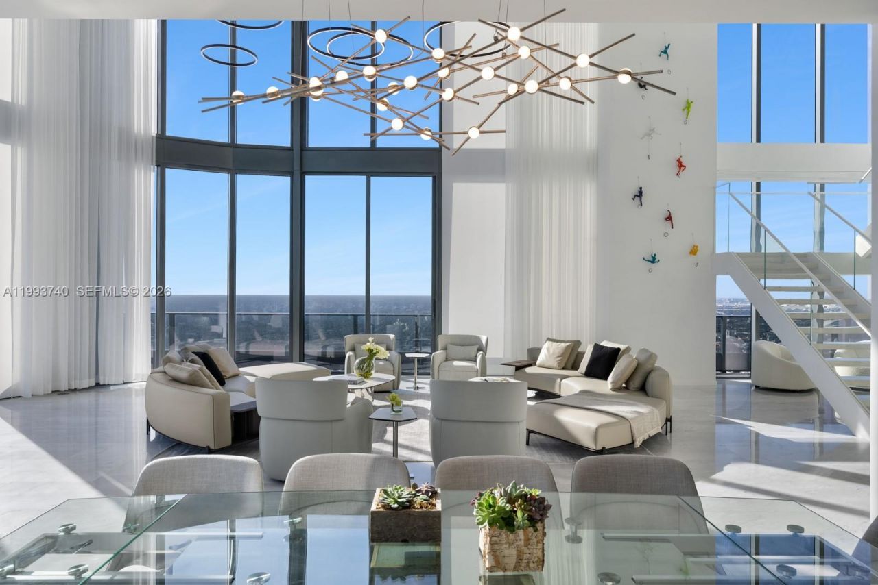 1000 Brickell Plz, Unit UPH6202, Miami, FL 33131 Photo