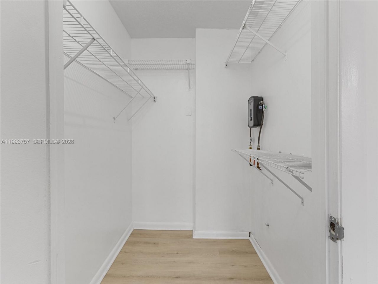 8343 Lake Dr , Unit 205, Doral, FL 33166 Photo