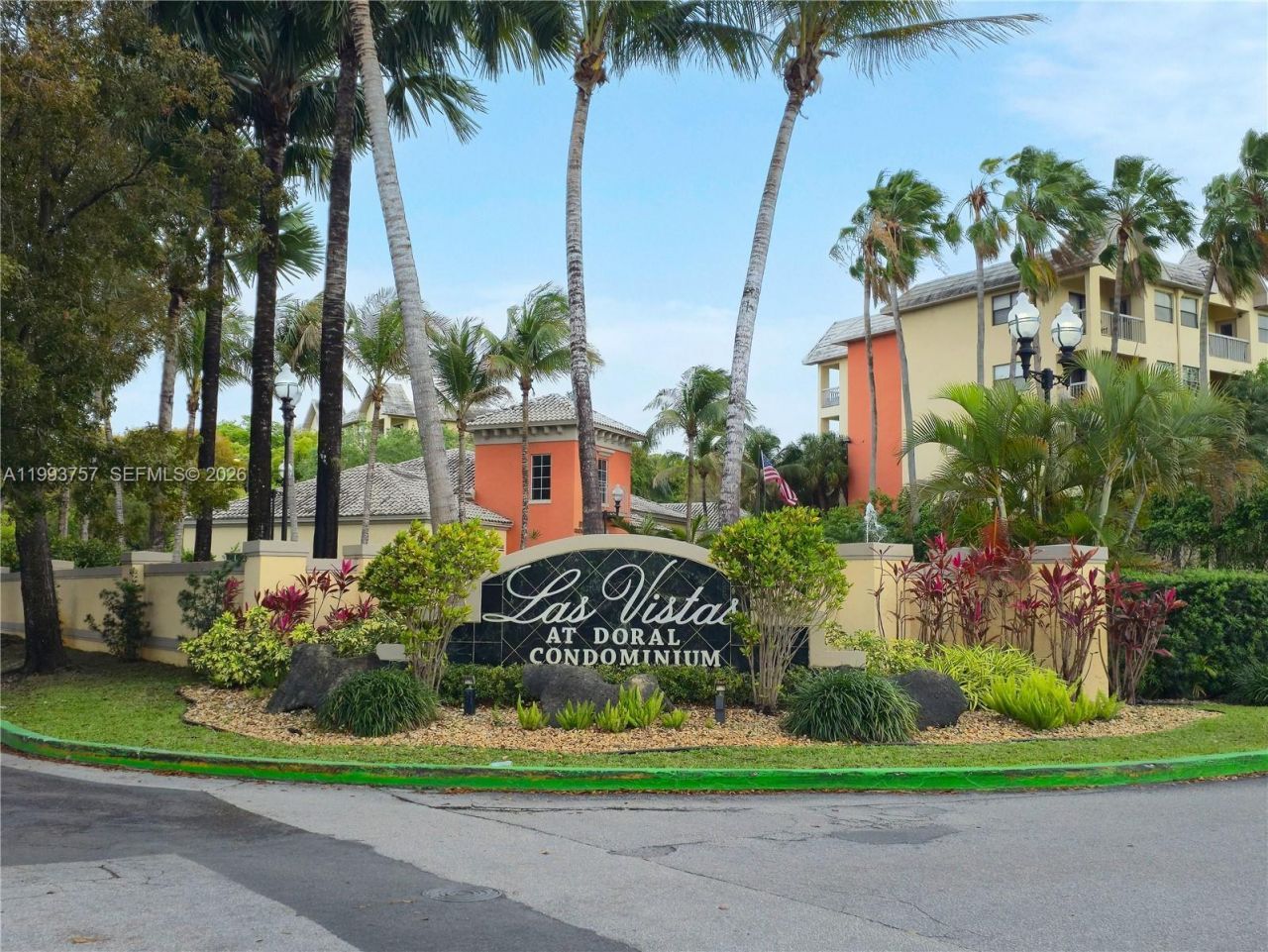 8343 Lake Dr , Unit 205, Doral, FL 33166 Photo