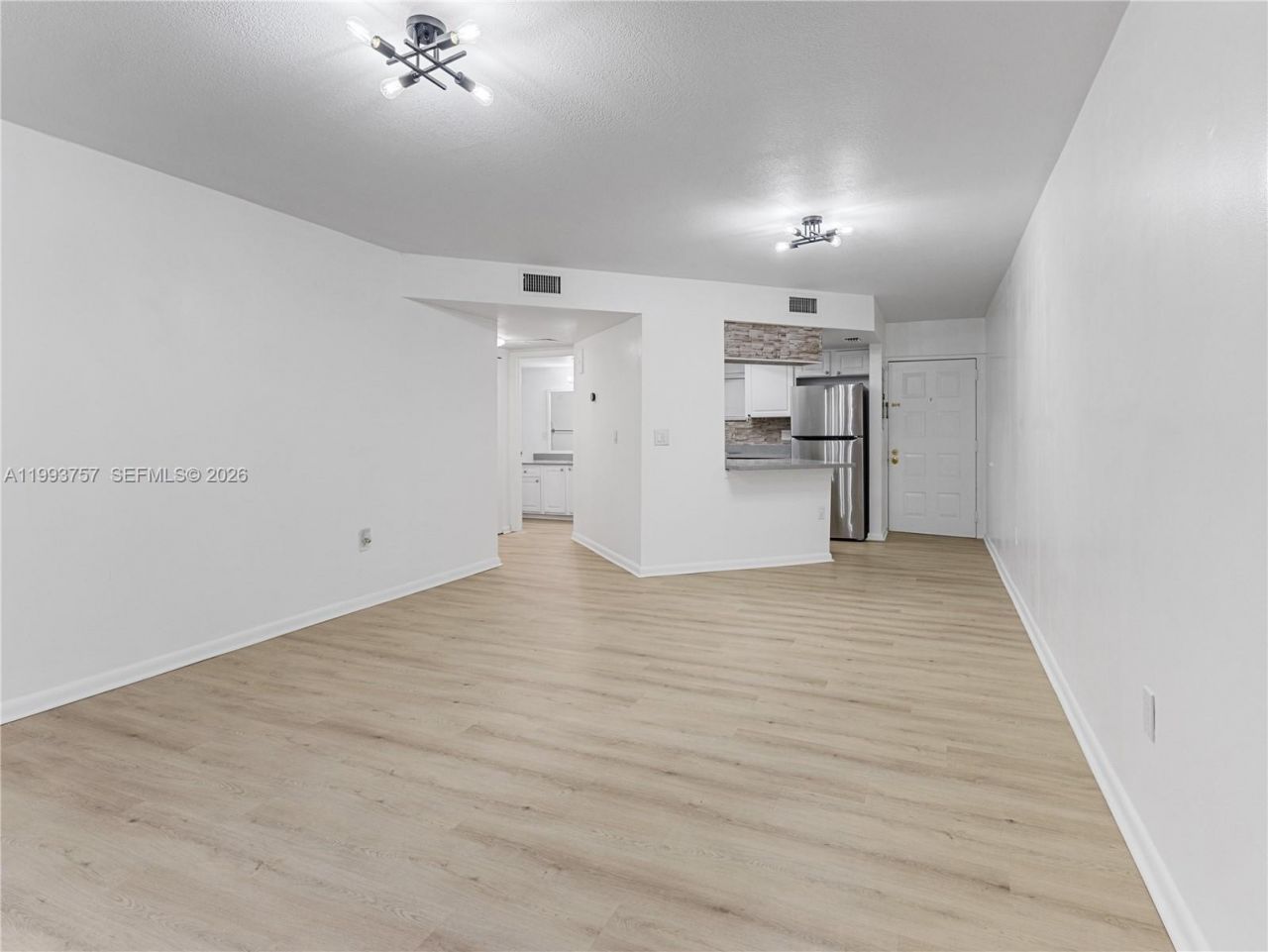 8343 Lake Dr , Unit 205, Doral, FL 33166 Photo