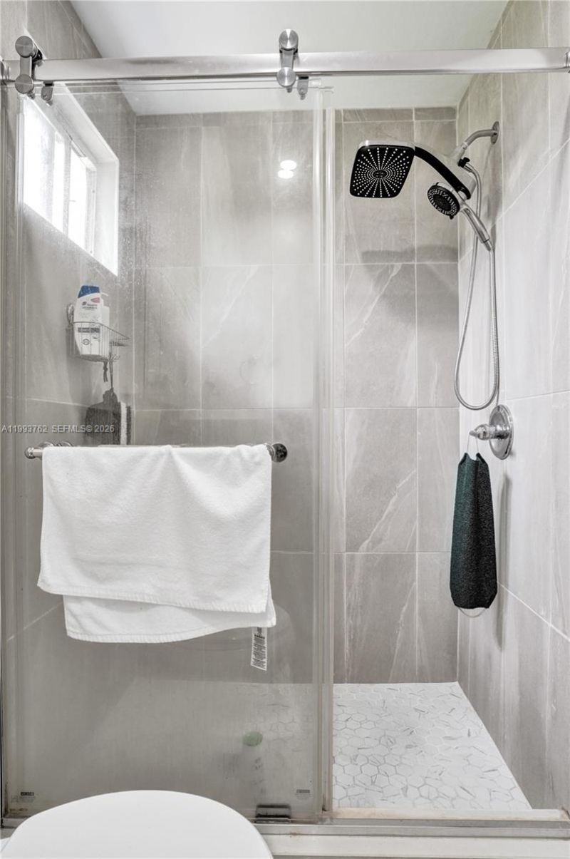 1001 NW 148th St , Miami, FL 33168 Photo