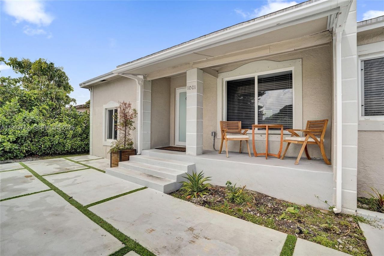 1001 NW 148th St , Miami, FL 33168 Photo