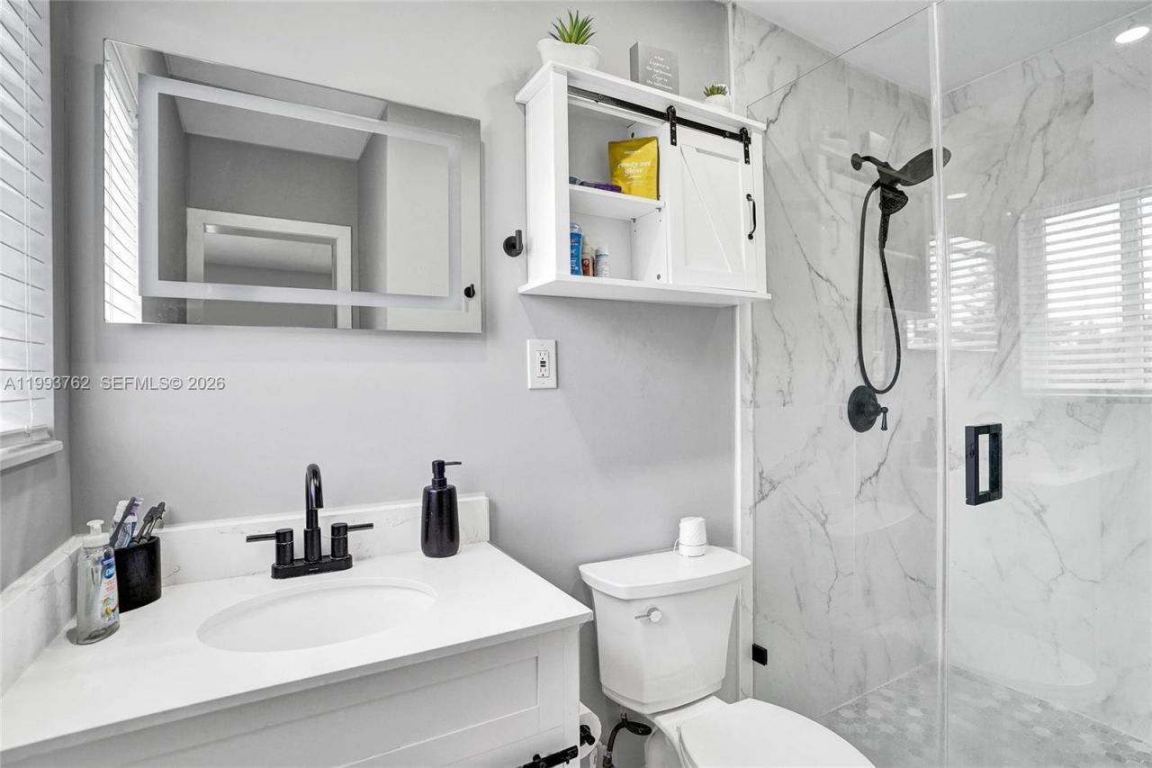 1001 NW 148th St , Miami, FL 33168 Photo