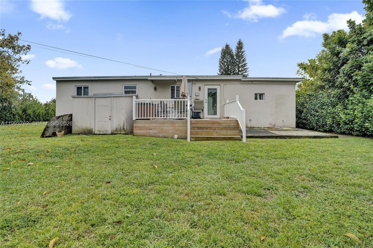 1001 NW 148th St , Miami, FL 33168 Photo