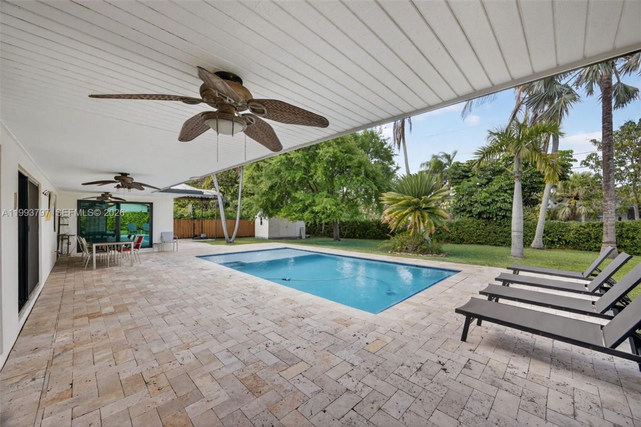 8125 SW 184th Ter , Cutler Bay, FL 33157 Photo