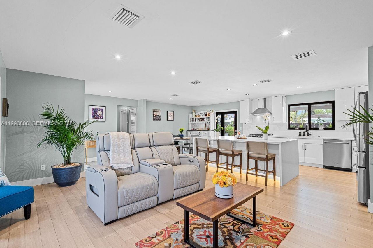 9420 SW 192nd Dr , Cutler Bay, FL 33157 Photo