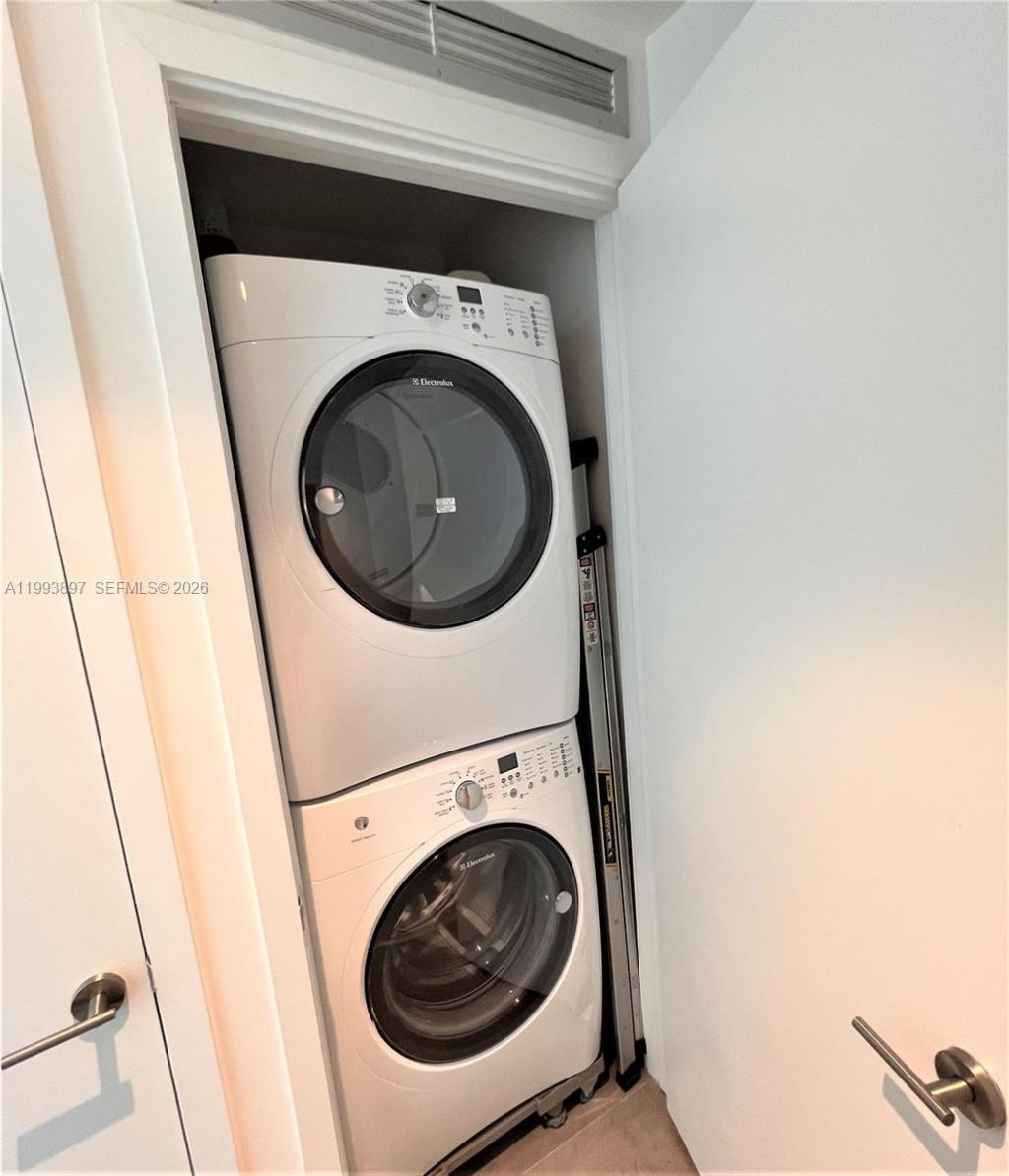 2900 NE 7th Ave, Unit 2204, Miami, FL 33137 Photo