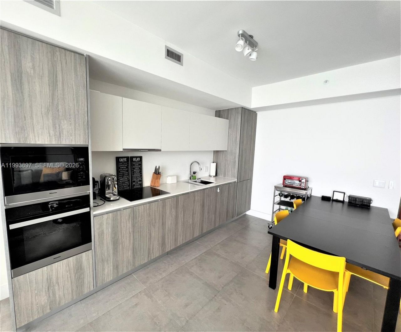 2900 NE 7th Ave, Unit 2204, Miami, FL 33137 Photo