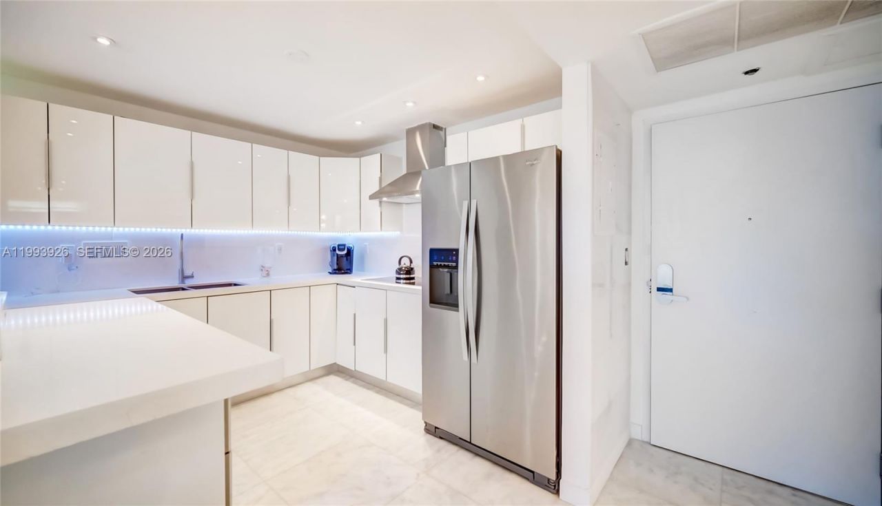 2301 Collins Ave, Unit 439, Miami Beach, FL 33139 Photo