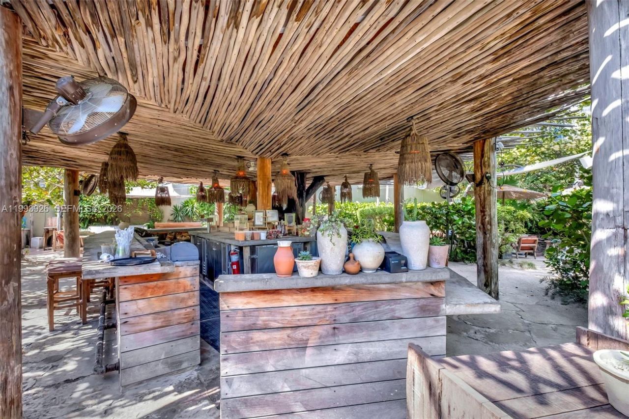 2301 Collins Ave, Unit 439, Miami Beach, FL 33139 Photo