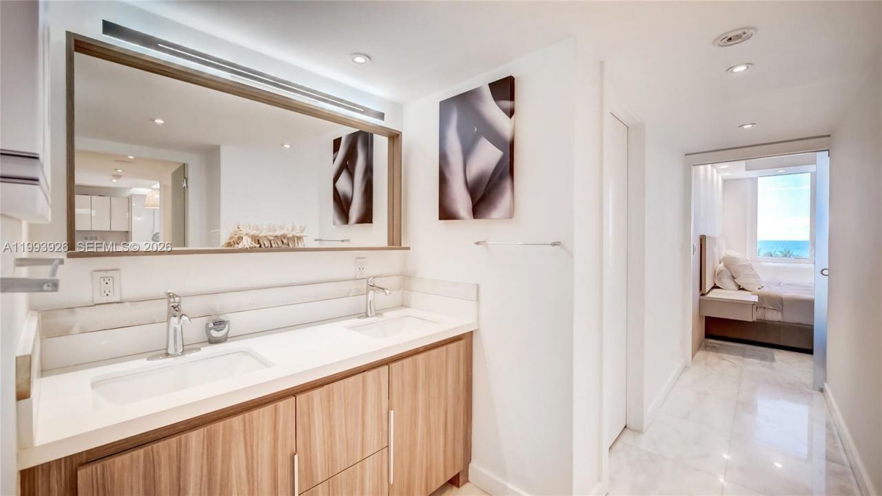 2301 Collins Ave, Unit 439, Miami Beach, FL 33139 Photo