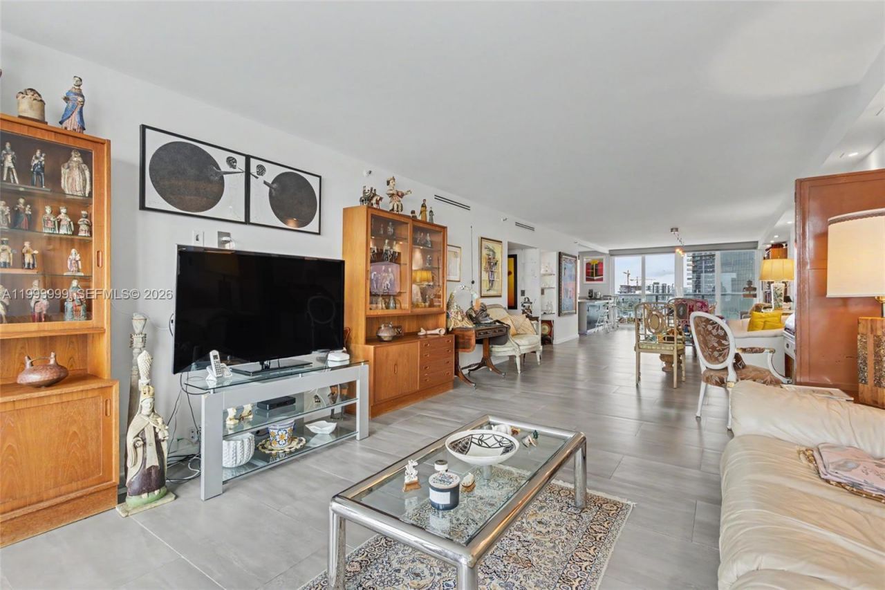 1541 Brickell Ave , Unit B2904, Miami, FL 33129 Photo