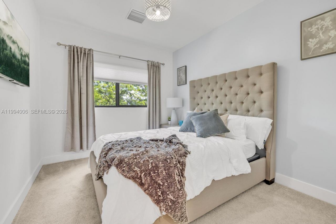 4444 NW 8th Ct , Plantation, FL 33317 Photo